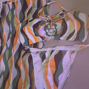 No Boundaries Multicolor Wave Bikini Set (Never been worn!)👙⛱️🐚🏝️